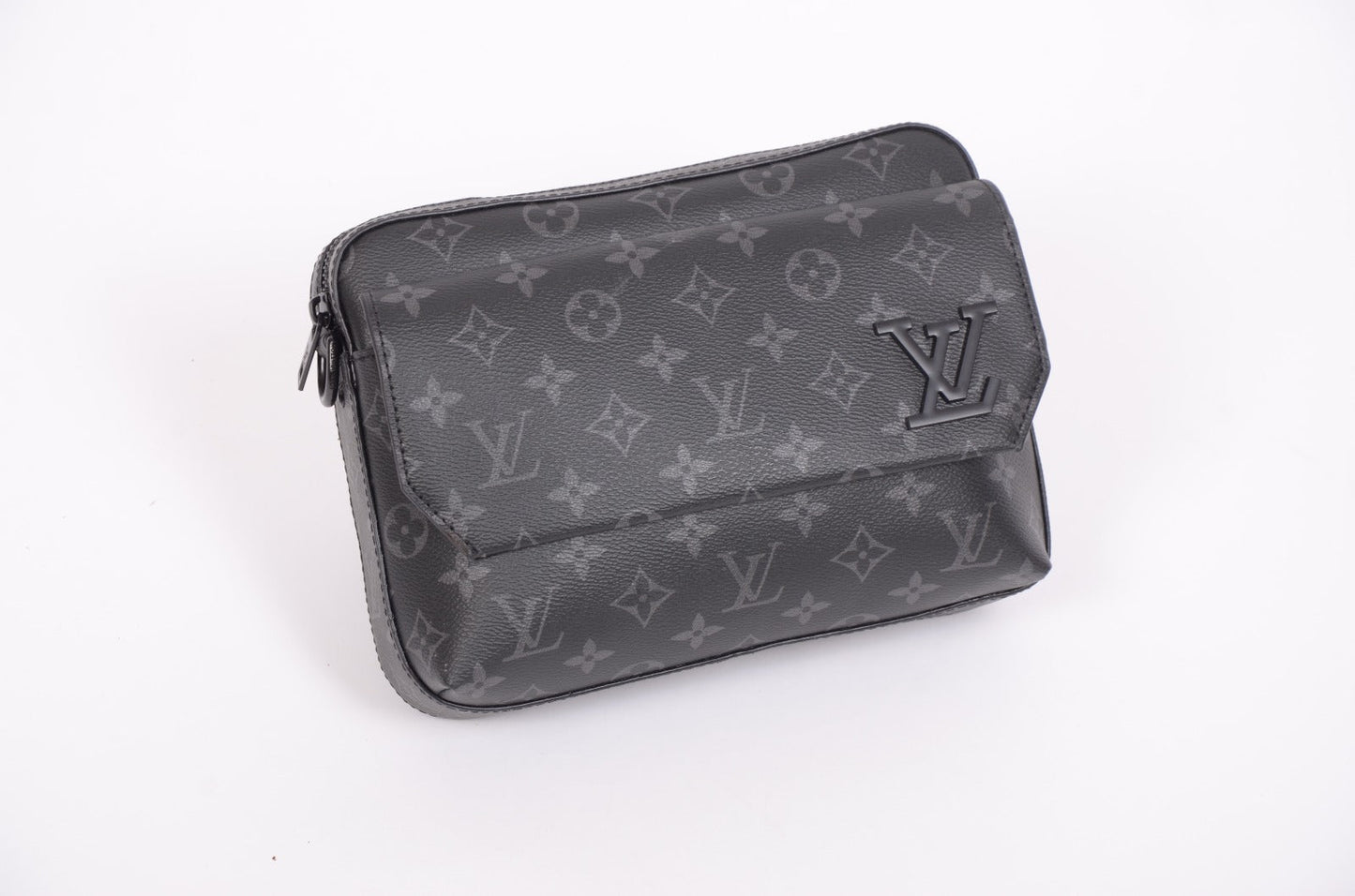 Мъжка чанта Louis Vuitton от естествена кожа